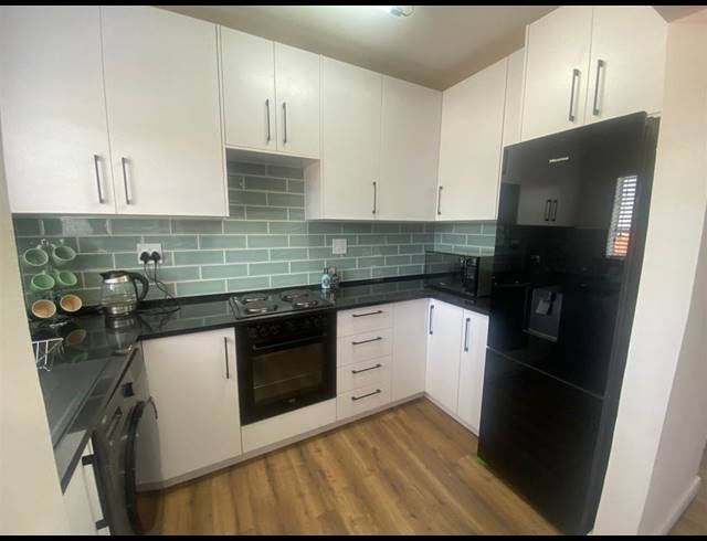 3 BEDROOM TOWNHOUSE FOR SALE IN FARRARMERE